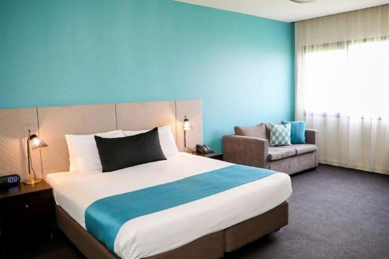 Mantra Melbourne Melton Hotell Exteriör bild