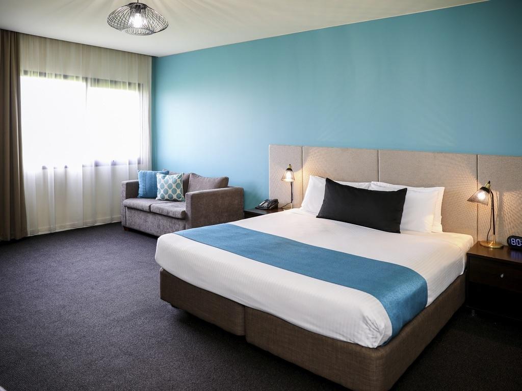 Mantra Melbourne Melton Hotell Exteriör bild