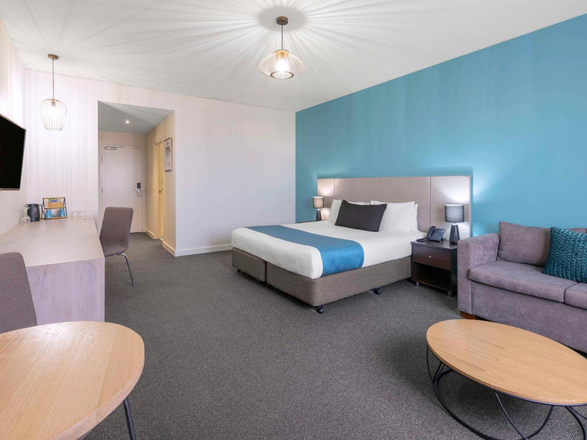 Mantra Melbourne Melton Hotell Exteriör bild